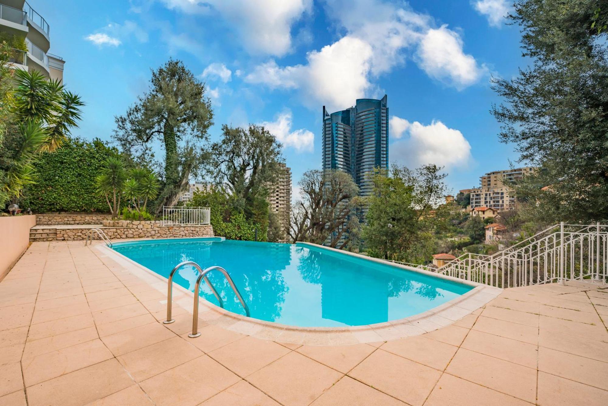 Appartement 5mn Monaco - Vue mer - Parking - Piscine - BB à Beausoleil Extérieur photo